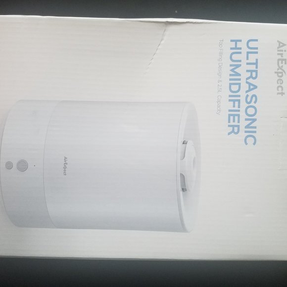 AirExpect Ultrasonic Humidifier - Picture 5 of 11